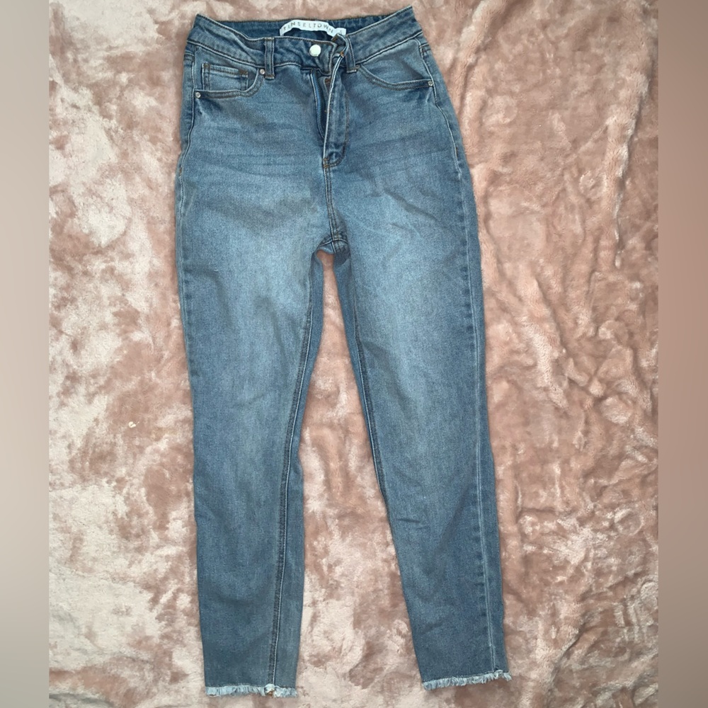 Tinseltown - size 5 - frayed hem - skinny Jean